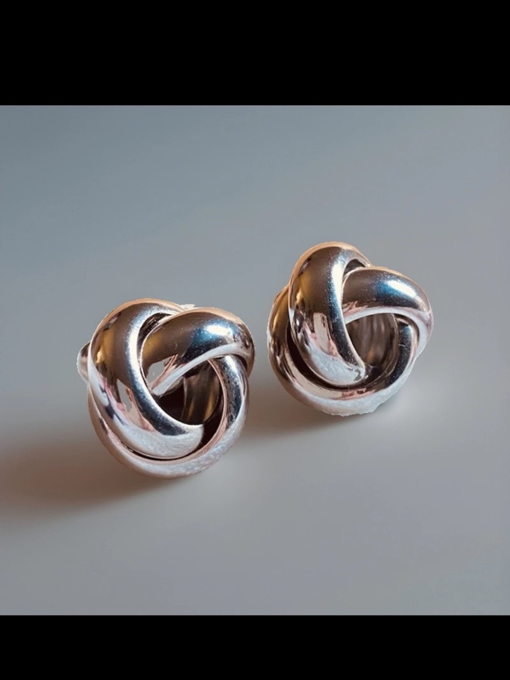 Monet Love Knot Stud Swirl Earrings Clip Silver Toned 80’s Vintage Signed